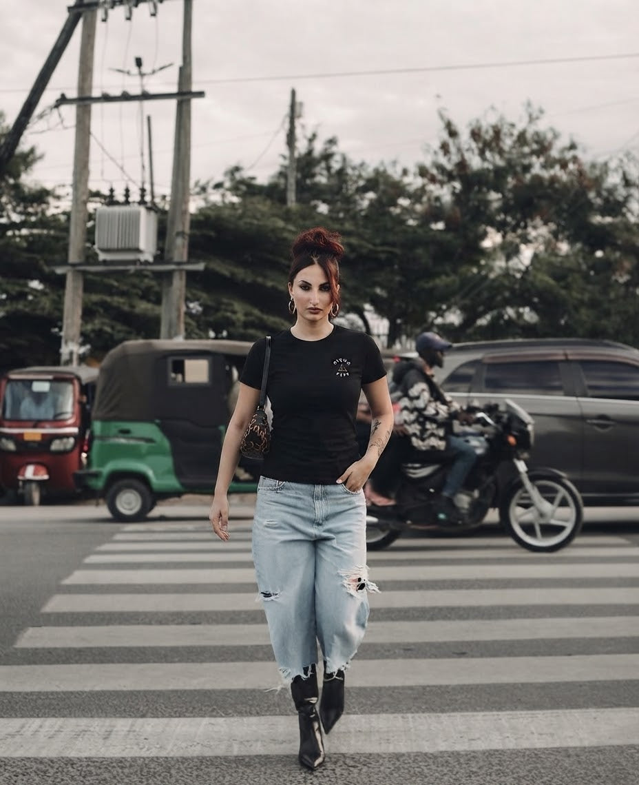 Classic World Wide TEE